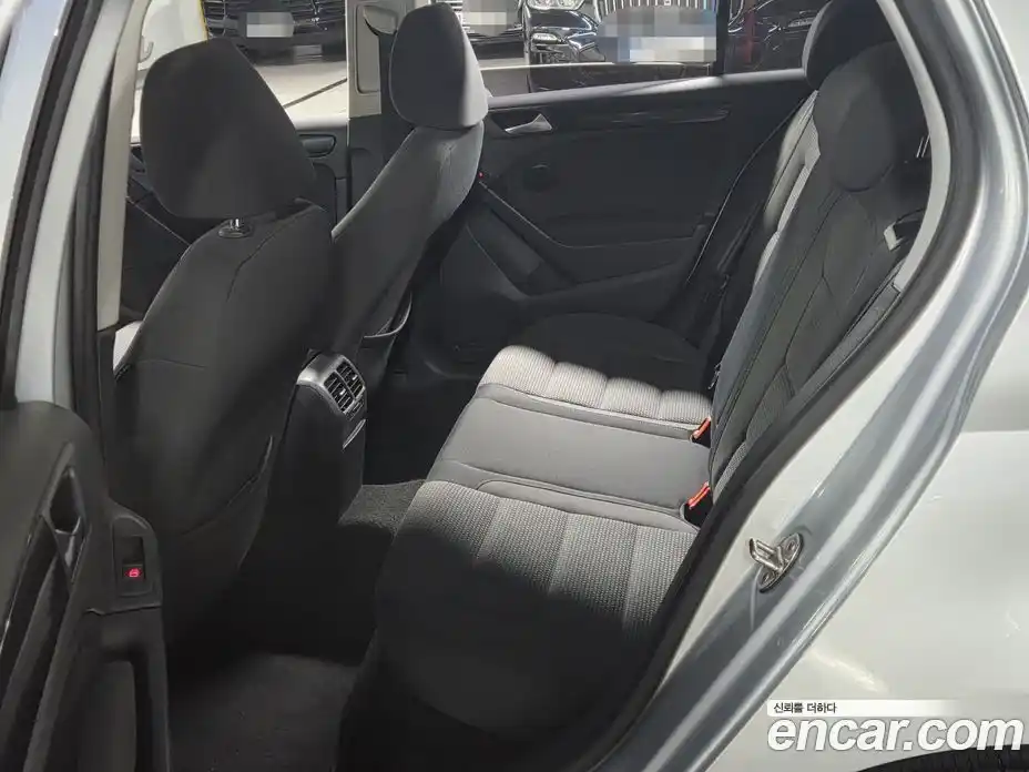 Volkswagen Golf 2013 1.6 гидро в Москве № 862563, фото 11