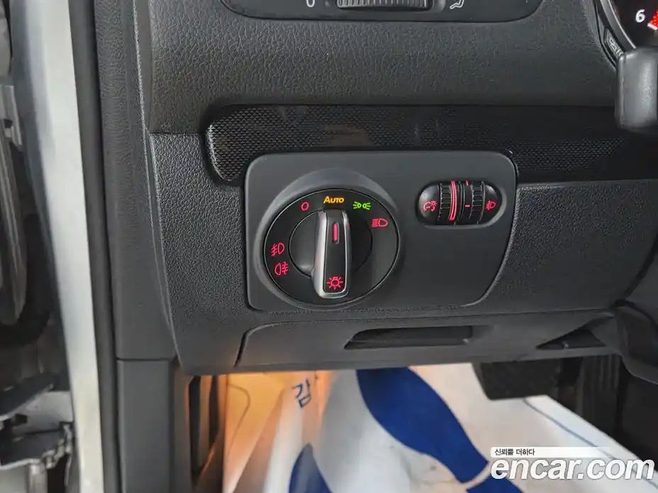Volkswagen Golf 2013 1.6 гидро в Москве № 862563, фото 13
