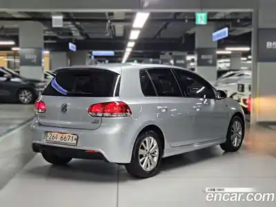 Volkswagen Golf 2013 1.6 гидро в Москве № 862563, миниатюра 2