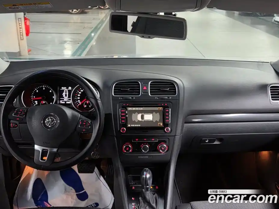Volkswagen Golf 2013 1.6 гидро в Москве № 862563, фото 7