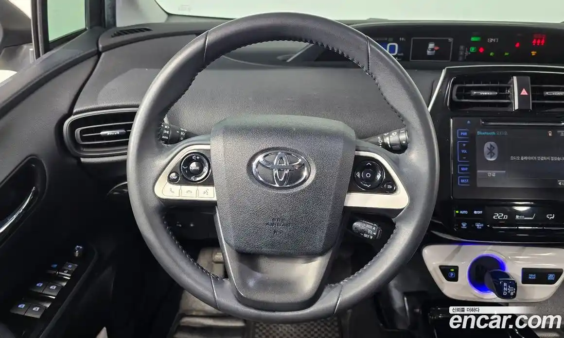 Toyota Prius 2016 1.8 гидро в Москве № 862990, фото 13