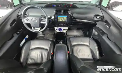 Toyota Prius 2016 1.8 гидро в Москве № 862990, миниатюра 7