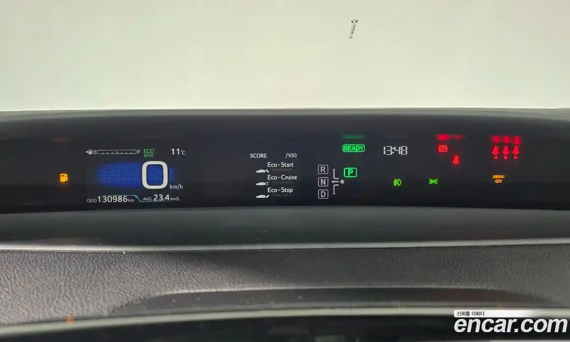 Toyota Prius 2016 1.8 гидро в Москве № 862990, фото 8