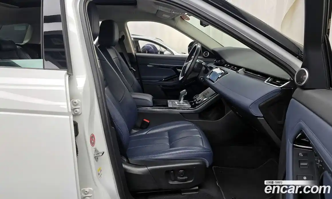 Land Rover Range-Rover Evoque 2019 2.0 гидро в Москве № 894838, фото 11