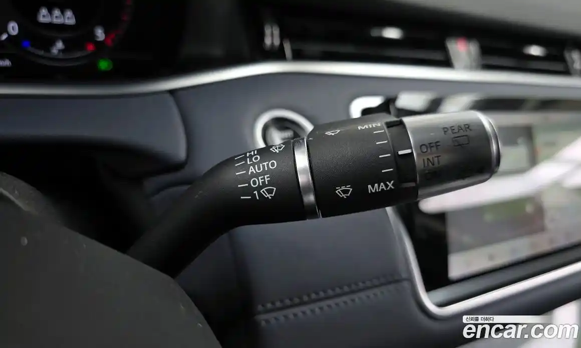 Land Rover Range-Rover Evoque 2019 2.0 гидро в Москве № 894838, фото 16
