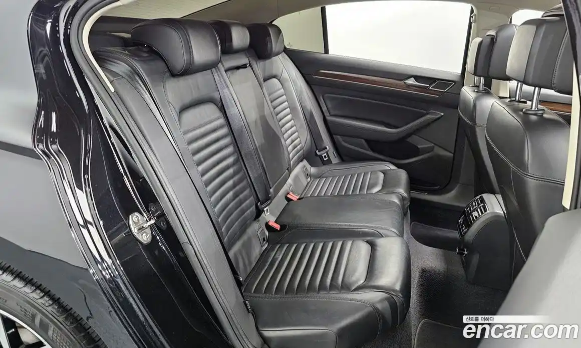 Volkswagen Passat 2018 2.0 гидро в Москве № 896136, фото 12
