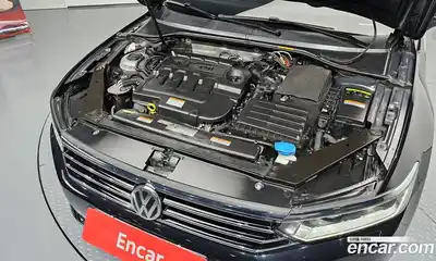 Volkswagen Passat 2018 2.0 гидро в Москве № 896136, миниатюра 6