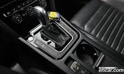 Volkswagen Passat 2018 2.0 гидро в Москве № 896136, миниатюра 9