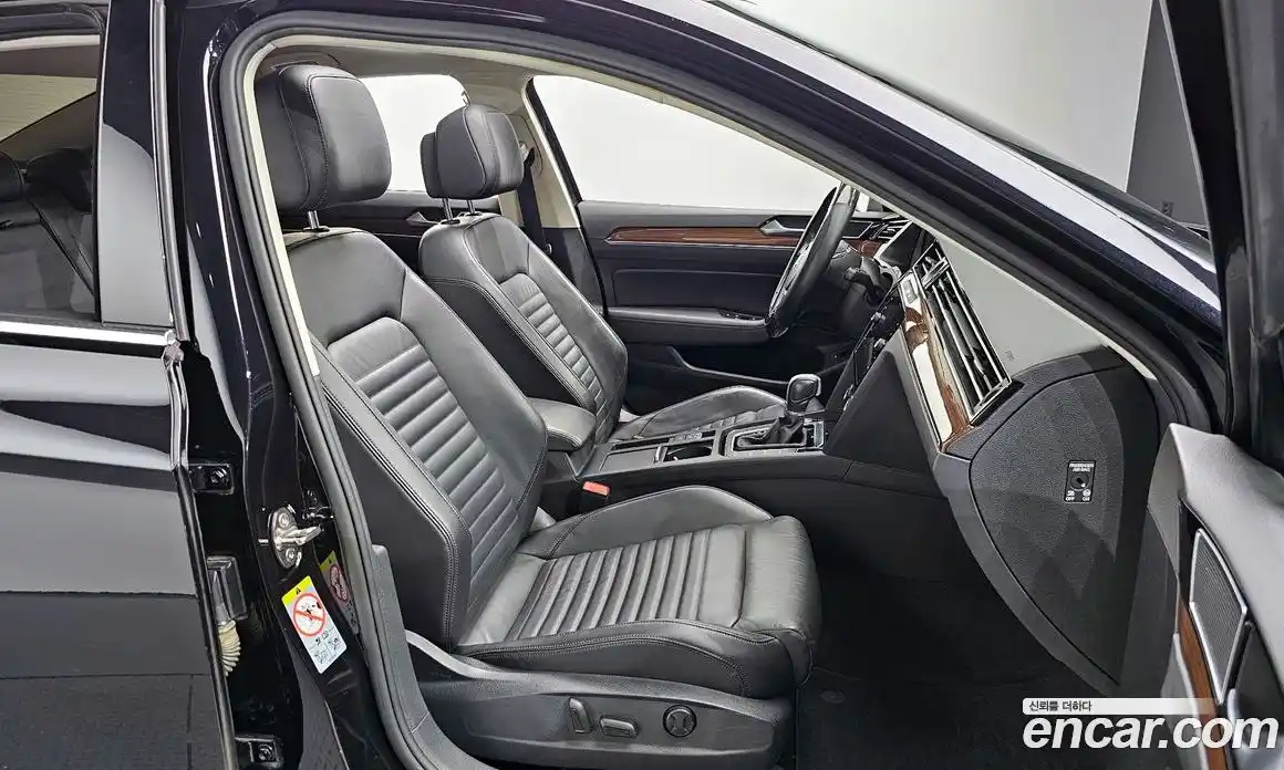 Volkswagen Passat 2018 2.0 гидро в Москве № 896136, фото 10