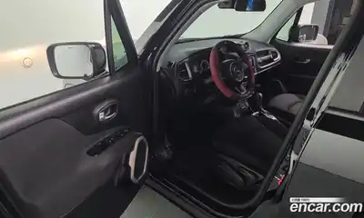 Jeep Renegade 2017 2.4 гидро в Москве № 896576, миниатюра 11