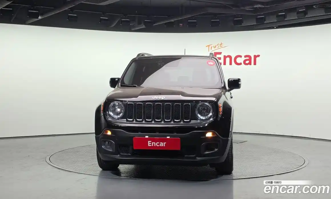 Jeep Renegade 2017 2.4 гидро в Москве № 896576, фото 3