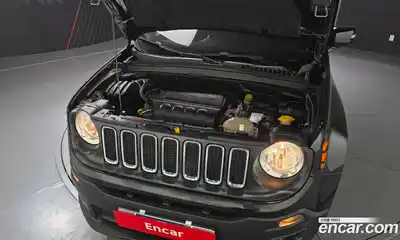 Jeep Renegade 2017 2.4 гидро в Москве № 896576, миниатюра 6