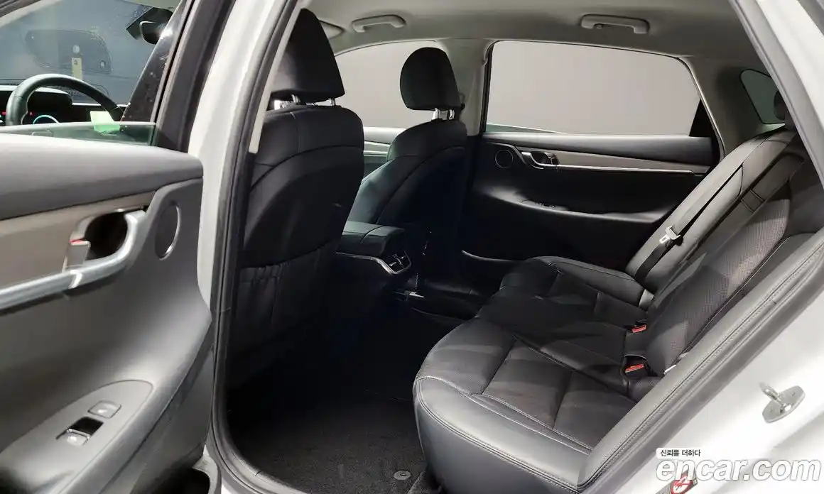 Hyundai Grandeur 2021 2.4 Автомат в Москве № 928191, фото 13