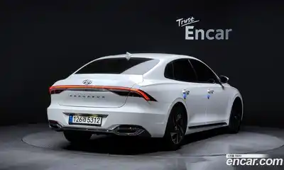Hyundai Grandeur 2021 2.4 Автомат в Москве № 928191, миниатюра 2
