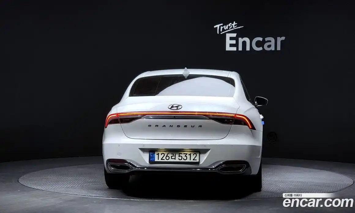 Hyundai Grandeur 2021 2.4 Автомат в Москве № 928191, фото 4