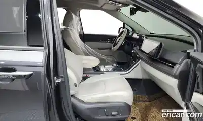 Kia Canival 2021 3.5 Автомат в Москве № 930226, миниатюра 11