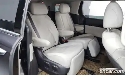 Kia Canival 2021 3.5 Автомат в Москве № 930226, миниатюра 12