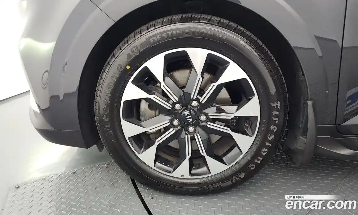 Kia Canival 2021 3.5 Автомат в Москве № 930226, фото 5