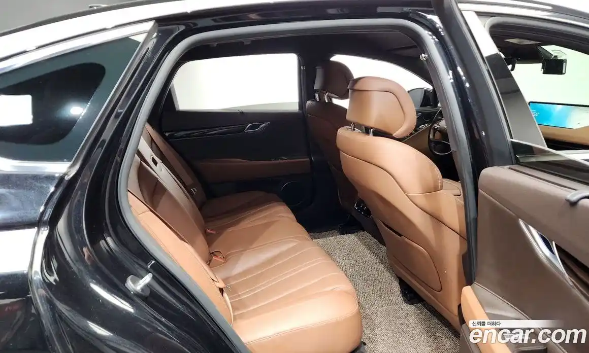 Genesis G80 2023 2.5 Автомат в Москве № 931105, фото 12