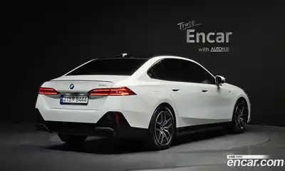 BMW 5-Series 2024 2.0 гидро в Москве № 968044, миниатюра 2