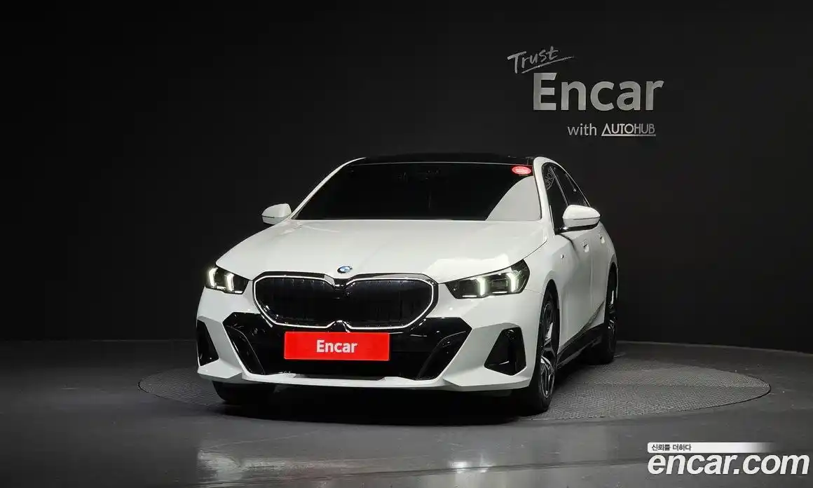 BMW 5-Series 2024 2.0 гидро в Москве № 968044, фото 3