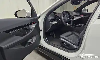 BMW 5-Series 2024 2.0 гидро в Москве № 968044, миниатюра 10