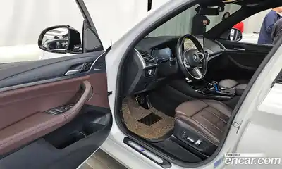 BMW iX3 2022 0.2 Автомат в Москве № 968345, миниатюра 9