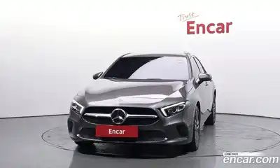 Mercedes-Benz A-Class 2022 2.0 гидро в Москве № 969520, миниатюра 3