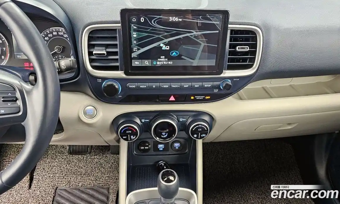 Hyundai Venue 2021 1.6 Автомат в Москве № 970654, фото 15