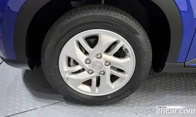 Hyundai Venue 2021 1.6 Автомат в Москве № 970654, миниатюра 5