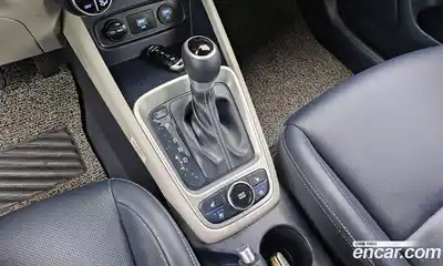 Hyundai Venue 2021 1.6 Автомат в Москве № 970654, миниатюра 9