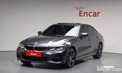 BMW 3-Series, 2021