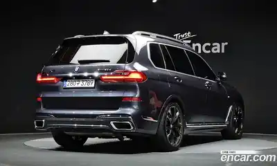 BMW X7 2020 3.0 гидро в Москве № 1004916, миниатюра 2