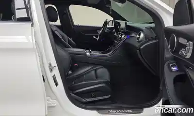 Mercedes-Benz GLC-Class 2021 2.0 гидро в Москве № 1005642, миниатюра 11