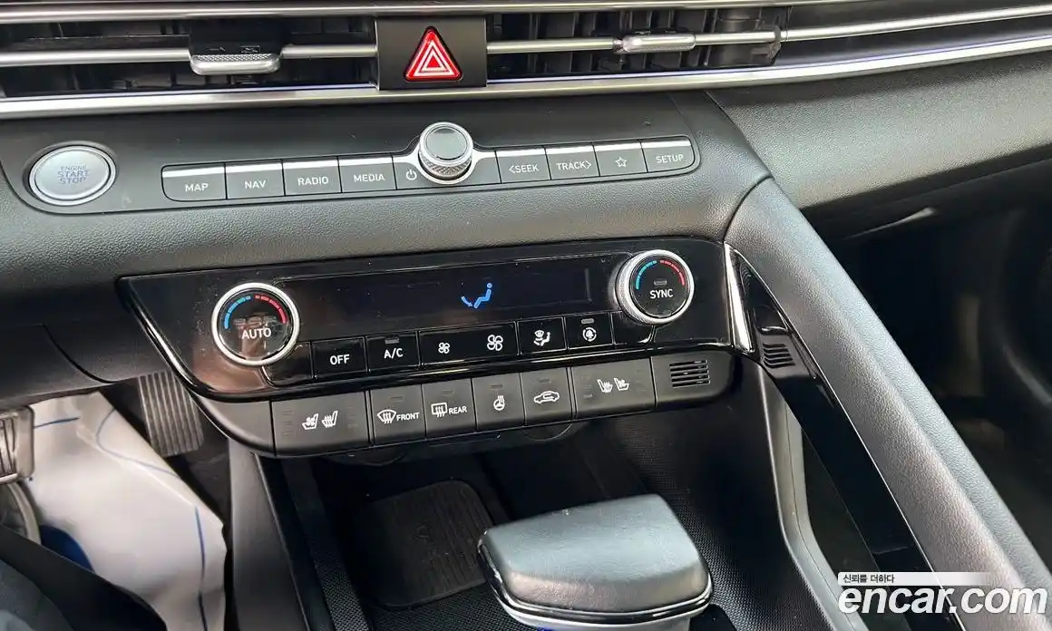 Hyundai Avante 2023 1.6 Автомат в Москве № 1008251, фото 12