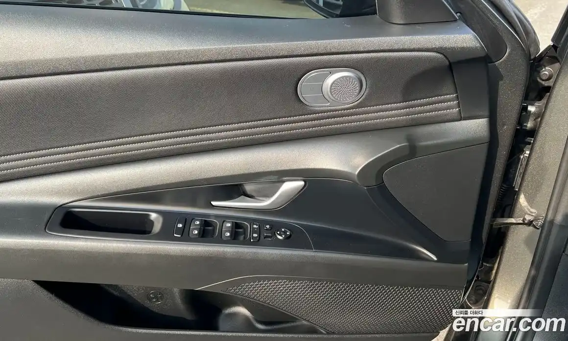 Hyundai Avante 2023 1.6 Автомат в Москве № 1008251, фото 13