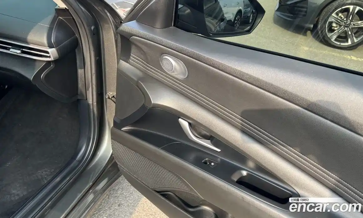 Hyundai Avante 2023 1.6 Автомат в Москве № 1008251, фото 18