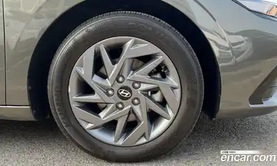 Hyundai Avante 2023 1.6 Автомат в Москве № 1008251, миниатюра 5