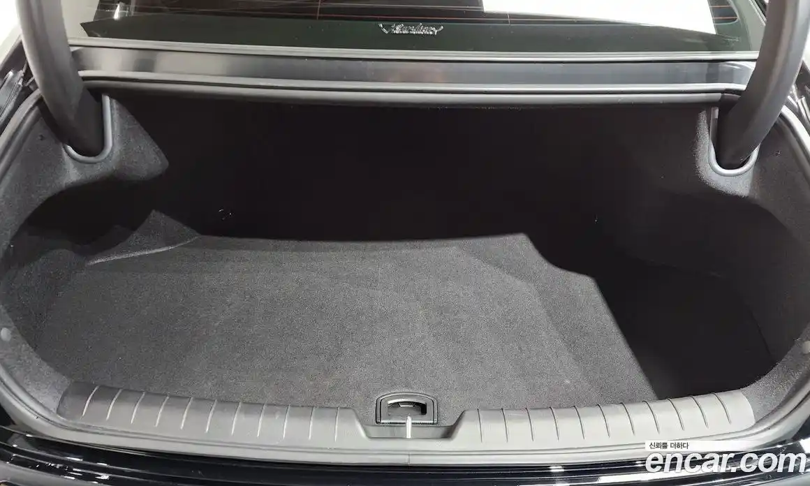 Hyundai Grandeur 2023 1.6 Автомат в Москве № 1008423, фото 20