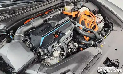 Hyundai Grandeur 2023 1.6 Автомат в Москве № 1008423, миниатюра 6