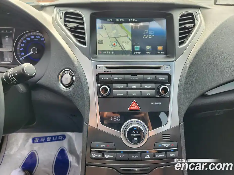 Hyundai Grandeur 2015 2.4 Автомат в Москве № 1008755, фото 11