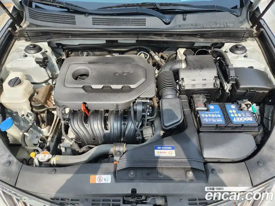 Hyundai Grandeur 2015 2.4 Автомат в Москве № 1008755, фото 18