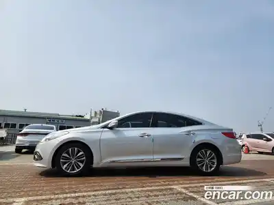 Hyundai Grandeur 2015 2.4 Автомат в Москве № 1008755, миниатюра 4