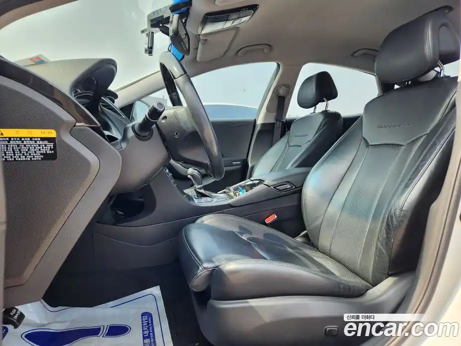 Hyundai Grandeur 2015 2.4 Автомат в Москве № 1008755, фото 8