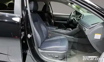 Hyundai Sonata 2023 2.0 Автомат в Москве № 1065605, миниатюра 11