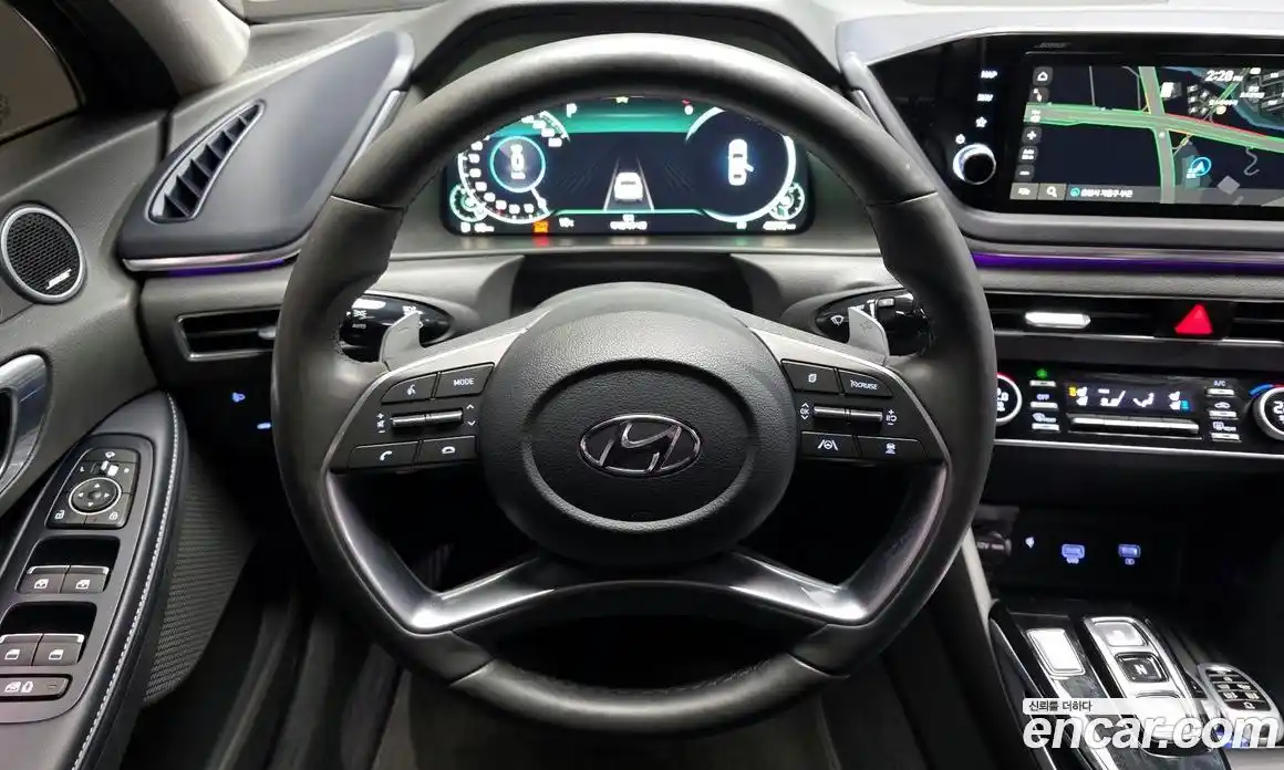 Hyundai Sonata 2023 2.0 Автомат в Москве № 1065605, фото 13