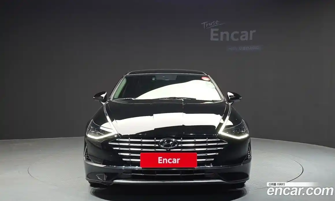 Hyundai Sonata 2023 2.0 Автомат в Москве № 1065605, фото 3