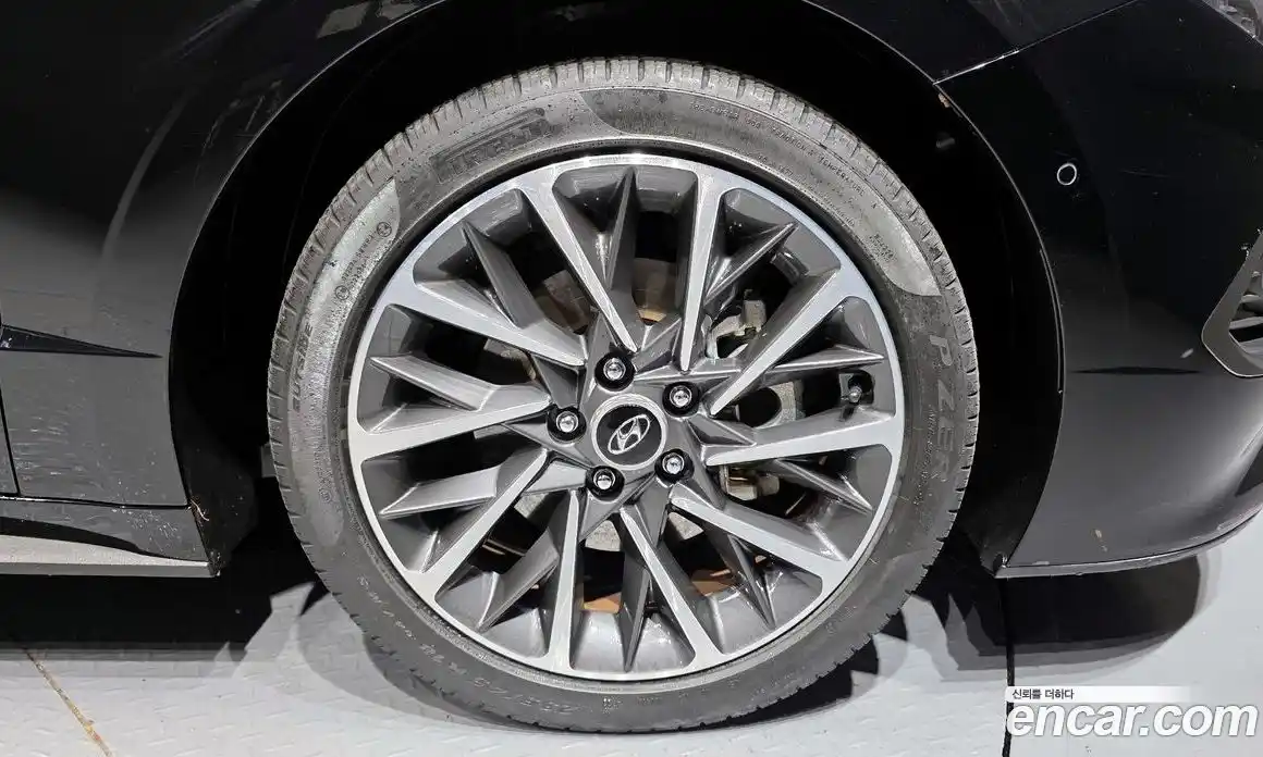 Hyundai Sonata 2023 2.0 Автомат в Москве № 1065605, фото 5