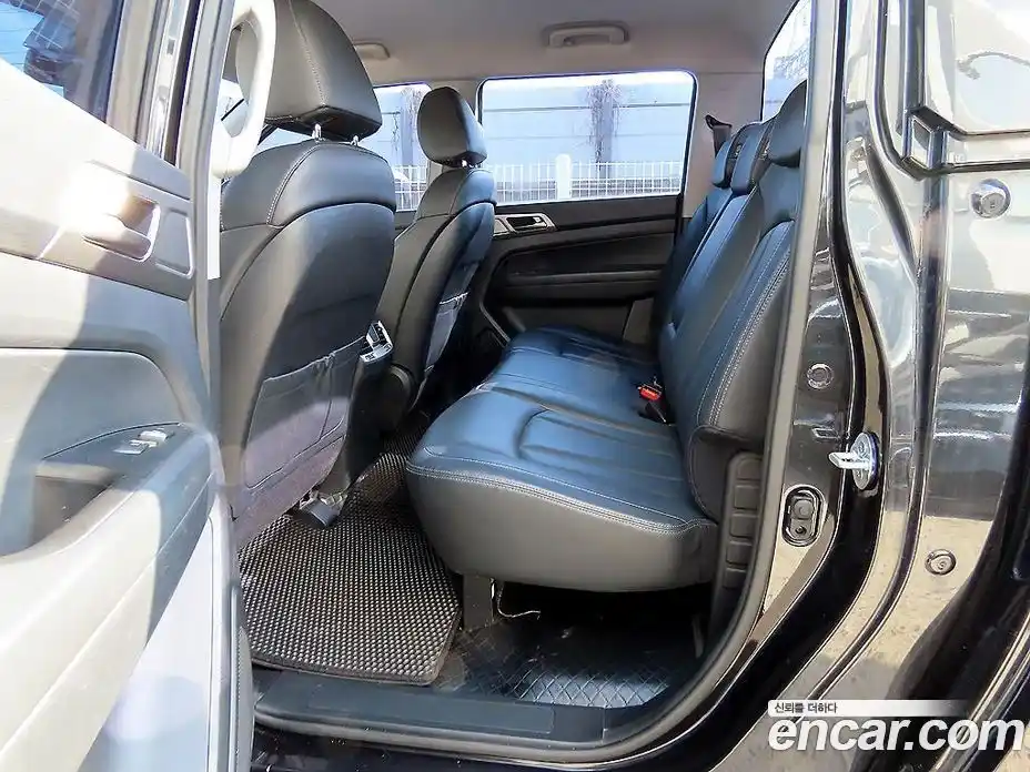 SsangYong Rexton 2018 2.2 Автомат в Москве № 1080808, фото 6