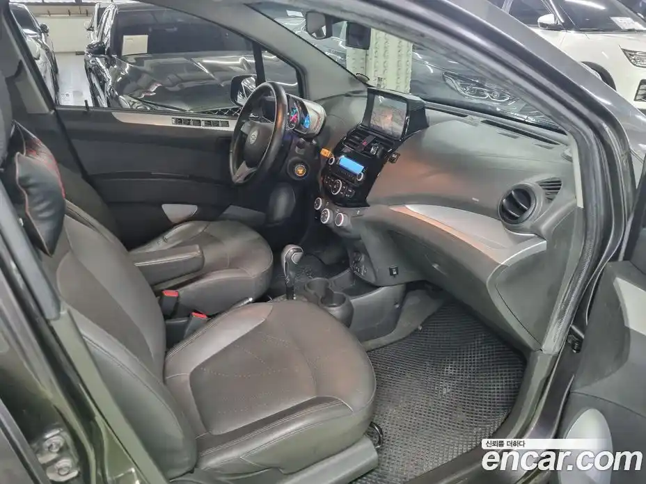 Chevrolet Spark 2014 1.0 Автомат в Москве № 1081774, фото 7